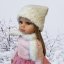 Čepice a šála pro panenku Las Amigas Paola Reina a Minikane 32 cm - Cozy - Cream