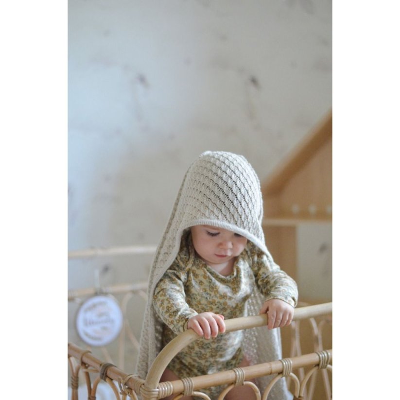 Bambusová deka s kapucí a bambulkami My Memi - Light Beige