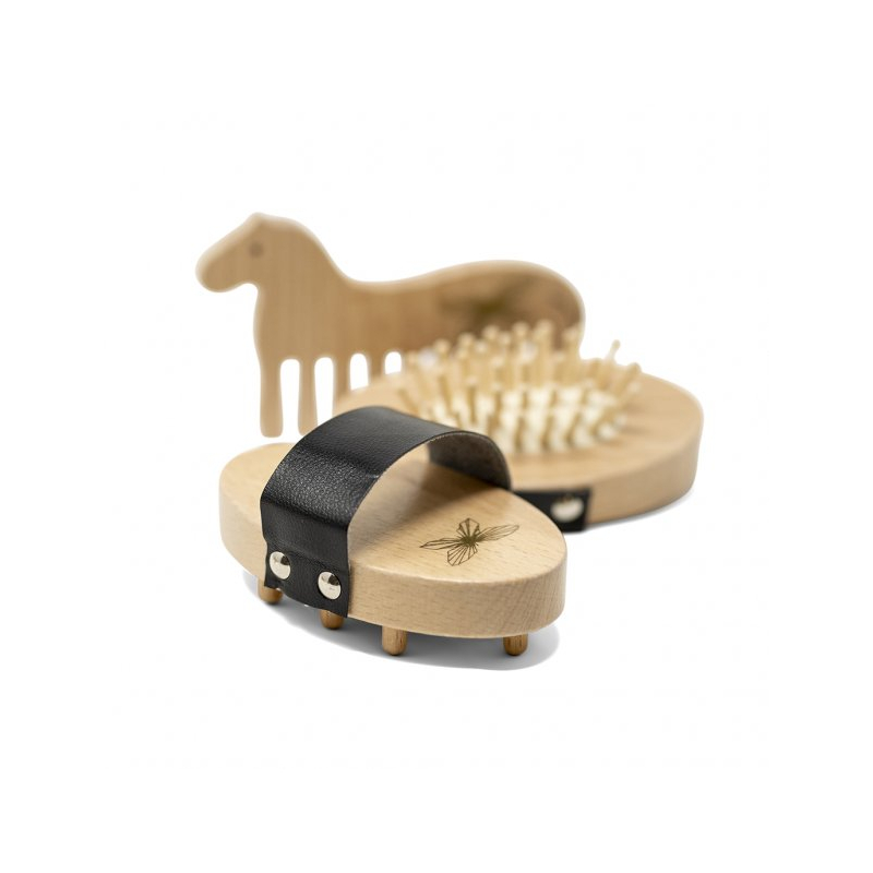 Dřevěný set pro krmení a péči o koně By Astrup - Hobby Horse