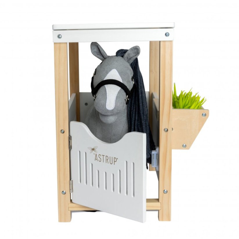 Dřevěná stáj pro mini koníka By Astrup - Stable for a small horsse