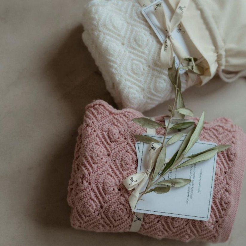 Deka ze 100% merino vlny My Memi - Pearl Collection - Powder Pink