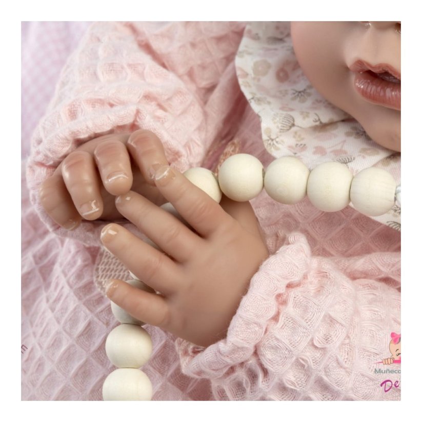 Realistické miminko s měkkým tělem 45cm De Cuna - Reborn Nala