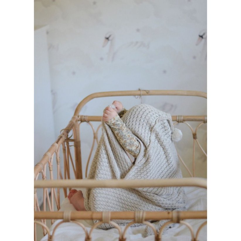 Bambusová deka s kapucí a bambulkami My Memi - Light Beige